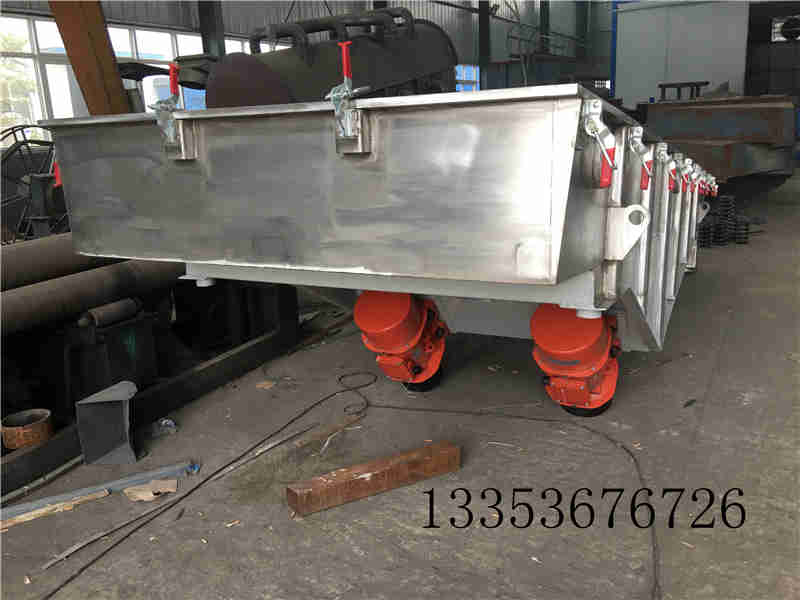 直線振動篩振動電機的安裝位置及振動甩塊的轉向？