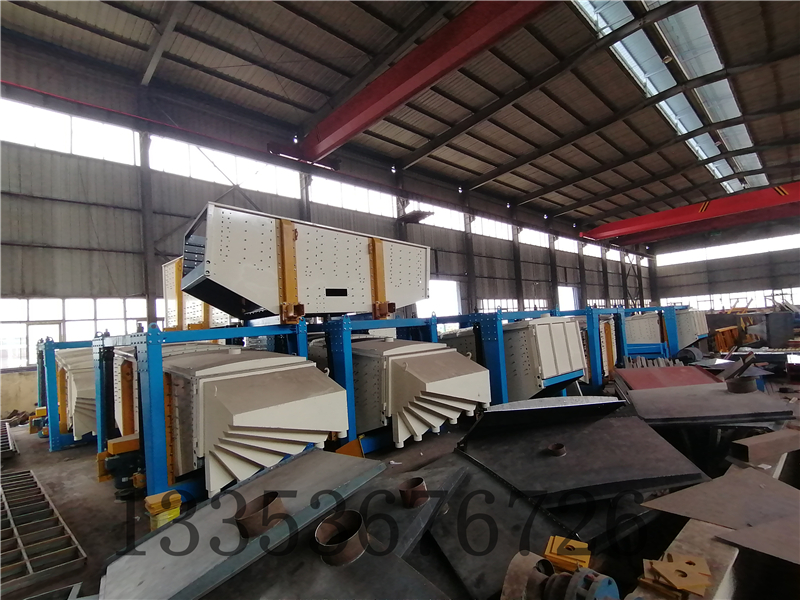 方形搖擺篩和圓形搖擺篩的主要區別在哪些方面? 方形搖擺篩和圓形搖擺篩的主要區別在哪些方面?